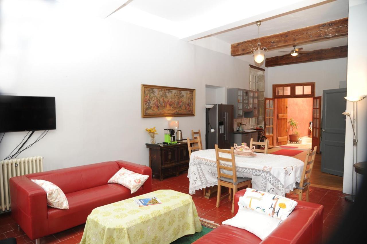 Appartement Classic France Double For Larger Groups Or Extended Families - Ac, Elevtor, 2 Appts Joined By A Common Indoor Patio à Limoux Extérieur photo